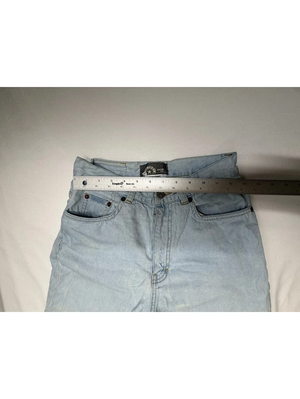 New Army Basic Men's Jeans Tapered Leg Mid-Rise Light Wash Zip Size 28 Blue